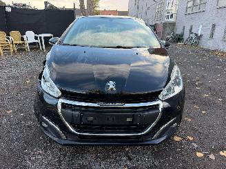 Peugeot 208 1.2 I picture 8