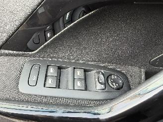 Peugeot 208 ALLURE picture 32