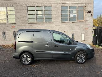 Peugeot Partner PREMIUM picture 1