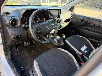 Hyundai I-10 1.0 TREND picture 25