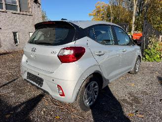 Hyundai I-10 1.0 TREND picture 20