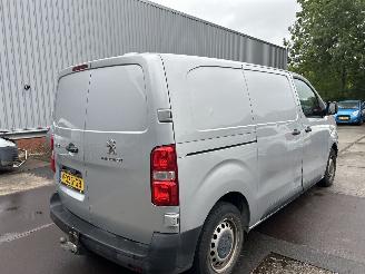 Schadeauto Peugeot Expert 2.0 BLUEHDI 120 PRO 2017/4