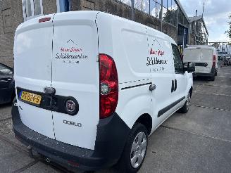 krockskadad bil auto Fiat Doblo 1.3 MULTIJET ACTUAL 2014/1