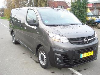 krockskadad bil bedrijf Opel Vivaro AUTOMAAT 2.0CDTI L2-H1 AIRCO 2021/2