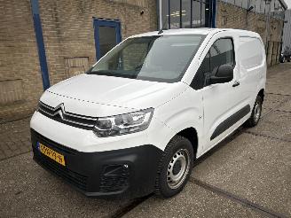 krockskadad bil bedrijf Citroën Berlingo 1.5 BLEUHDI CLUB 2022/4
