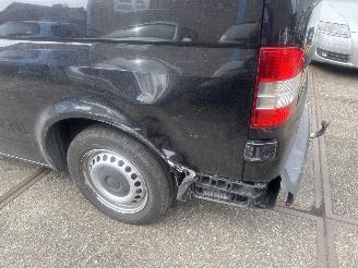 Volkswagen Transporter 2.0 TDI  L2 H1 picture 5