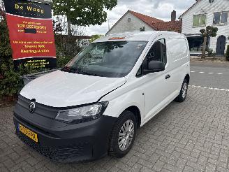 krockskadad bil bedrijf Volkswagen Caddy 2.0 TDI COMFORT 2024/5