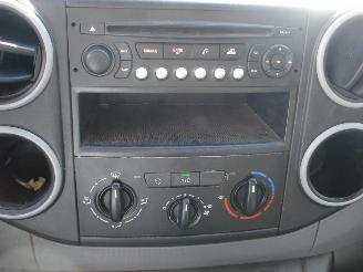 Peugeot Partner EURO 6 AIRCO 1.6hdi picture 13