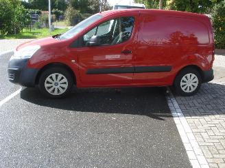 Peugeot Partner EURO 6 AIRCO 1.6hdi picture 6