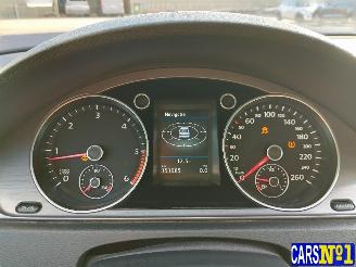 Volkswagen Passat  picture 16