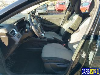 Renault Clio  picture 10