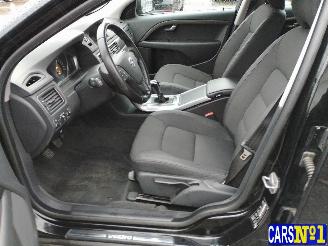 Volvo V-70  picture 14
