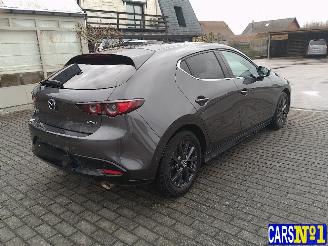 Mazda 3  picture 4