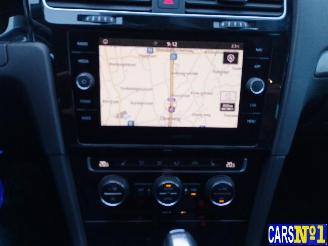 Volkswagen Golf  picture 20