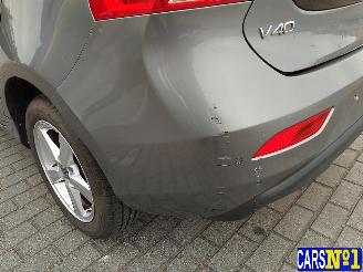 Volvo V-40  picture 11