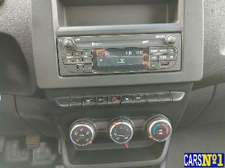 Renault Express  picture 18