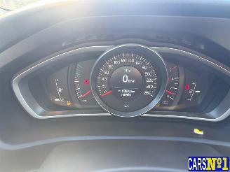 Volvo V-40  picture 15
