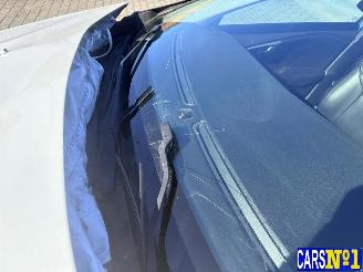 Volvo V-40  picture 11