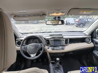 Toyota Rav-4  picture 16