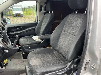 Mercedes Vito 111 CDI Lang picture 19