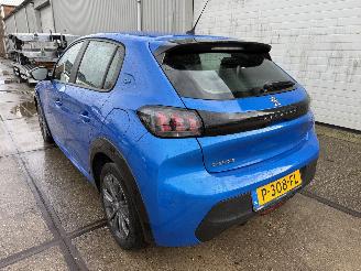 Peugeot e-208 Active Pack 50 kWh picture 5