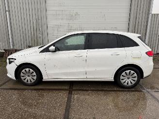 Mercedes B-klasse 200d Automaat picture 7
