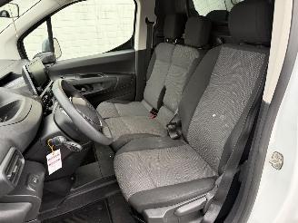 Peugeot Partner 1.6 BlueHDI Premium 100PK picture 17