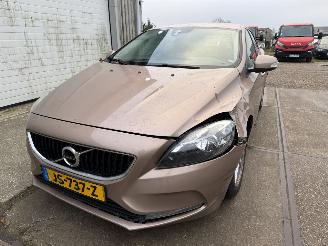 Volvo V-40 2.0 T2 Kinetic picture 12