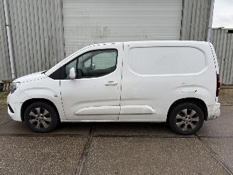Opel Combo 1.6D L1H1 Innovation 100PK picture 12