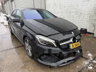 Schadeauto Mercedes A-klasse 180 AMG Night Edition 2016/6