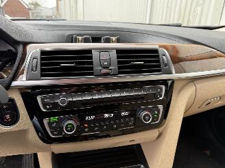 BMW 3-serie 320i Luxury Line Executive picture 14