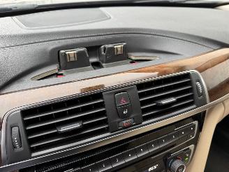 BMW 3-serie 320i Luxury Line Executive picture 15