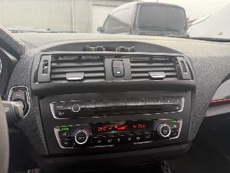 BMW 1-serie 116i Sport picture 11