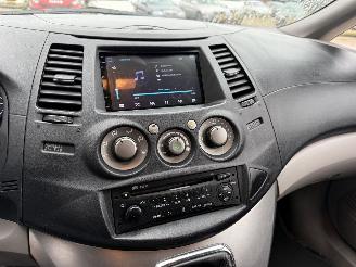 Mitsubishi Grandis 2.4-16V InSport 7-Persoons picture 11