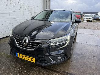 Schadeauto Renault Mégane Estate 1.2 TCe Bose 2018/5