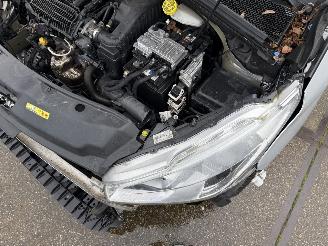 Peugeot 208 1.2 PureTech Automaat picture 16