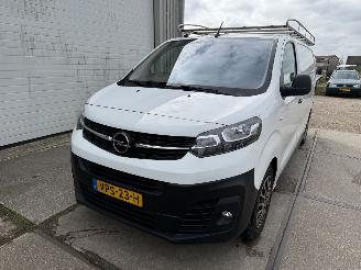 Opel Vivaro 2.0 CDTI L3H1 Edition Automaat picture 13