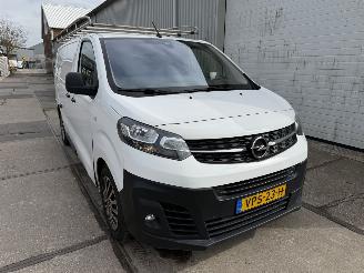krockskadad bil bedrijf Opel Vivaro 2.0 CDTI L3H1 Edition Automaat 2022/4