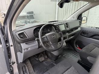 Opel Vivaro 2.0 CDTI L3H1 Edition Automaat picture 18