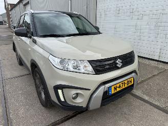 Schadeauto Suzuki Vitara 1.6 Style 2016/3