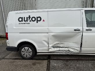 Volkswagen Transporter 2.0 TDI L2H1 28 110PK Navigatie Trekhaak picture 12