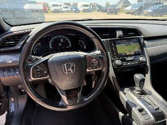 Honda Civic 1.0i VTEC Elegance Automaat picture 17