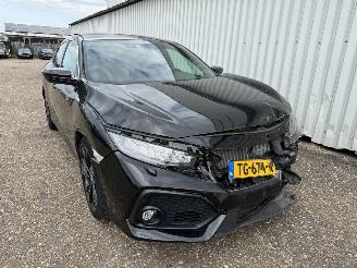 Schadeauto Honda Civic 1.0 i-VTEC Executive Automaat Panoramadak 2018/7