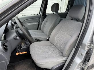 Dacia Logan MCV 1.4 Ambiance Airco picture 17