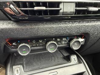 Citroën C4 1.2 Puretech Feel picture 18
