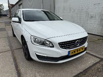 škoda osobní automobily Volvo V-60 2.0 D2 R-Design Automaat 2015/11