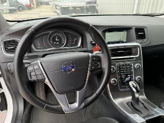 Volvo V-60 2.0 D2 R-Design Automaat picture 17