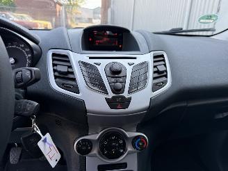 Ford Fiesta 1.25 Titanium picture 18