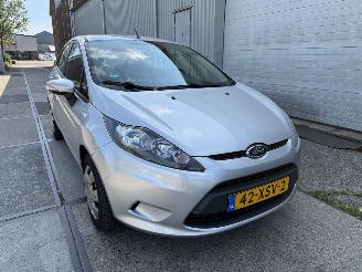 Coche accidentado Ford Fiesta 1.25 Titanium 2012/7