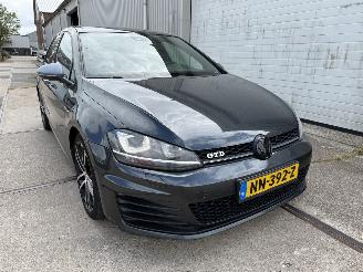 skadebil auto Volkswagen Golf 2.0 TDI GTD DSG Pano 2013/10